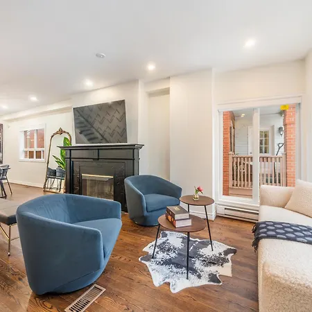 Designer 3Br & 2Wr Townhouse Apartment